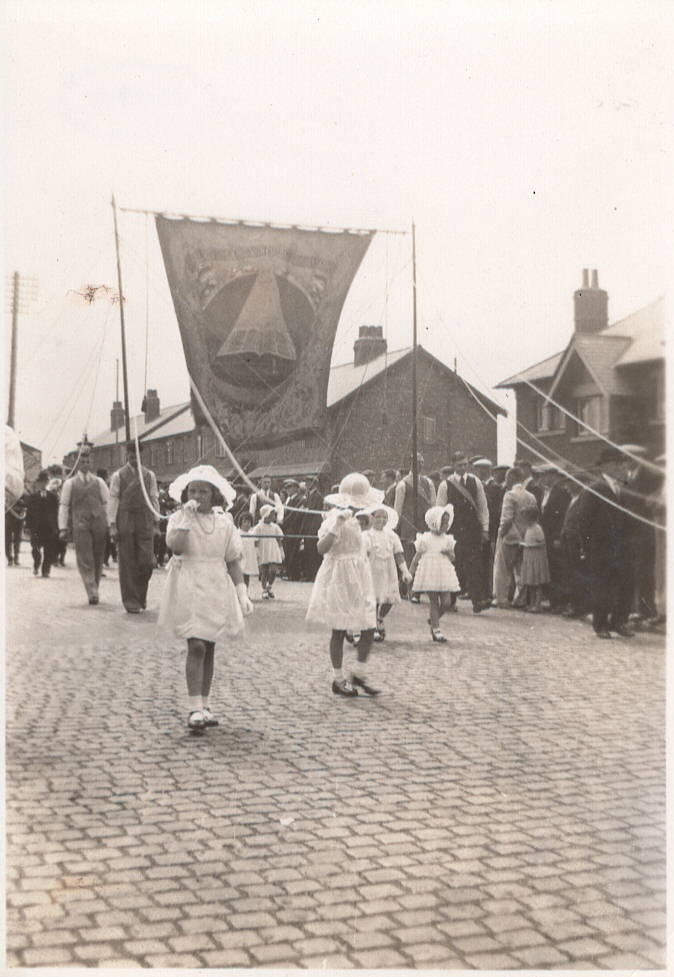 Sunday School Walks 1920s 4