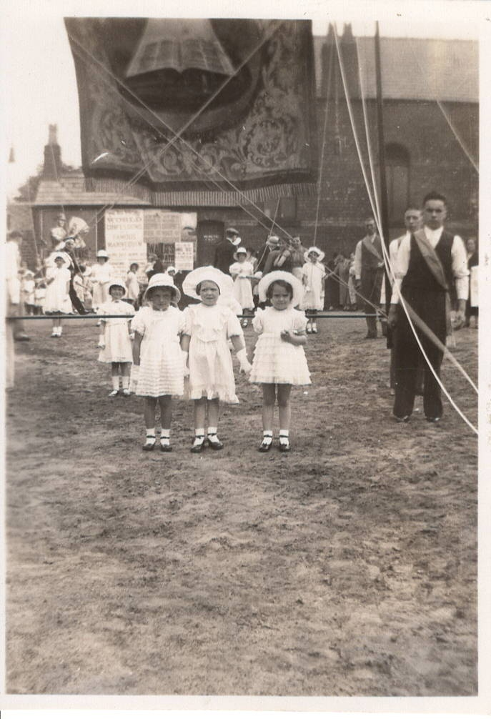 Sunday School Walks 1920s 7